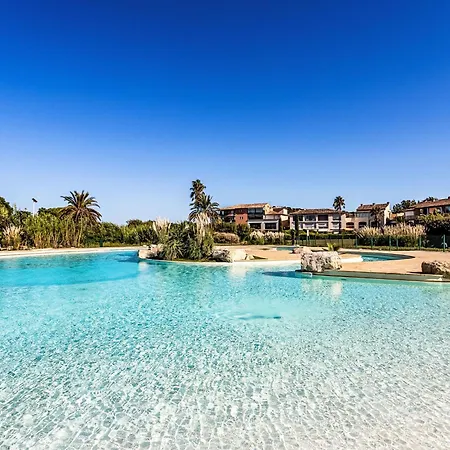 Les Marines-17 By Interhome * جاسّا